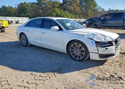 2015 Audi A8 L Quattro z USA, uszkodzony, nr VIN WAU3GAFD8FN018246